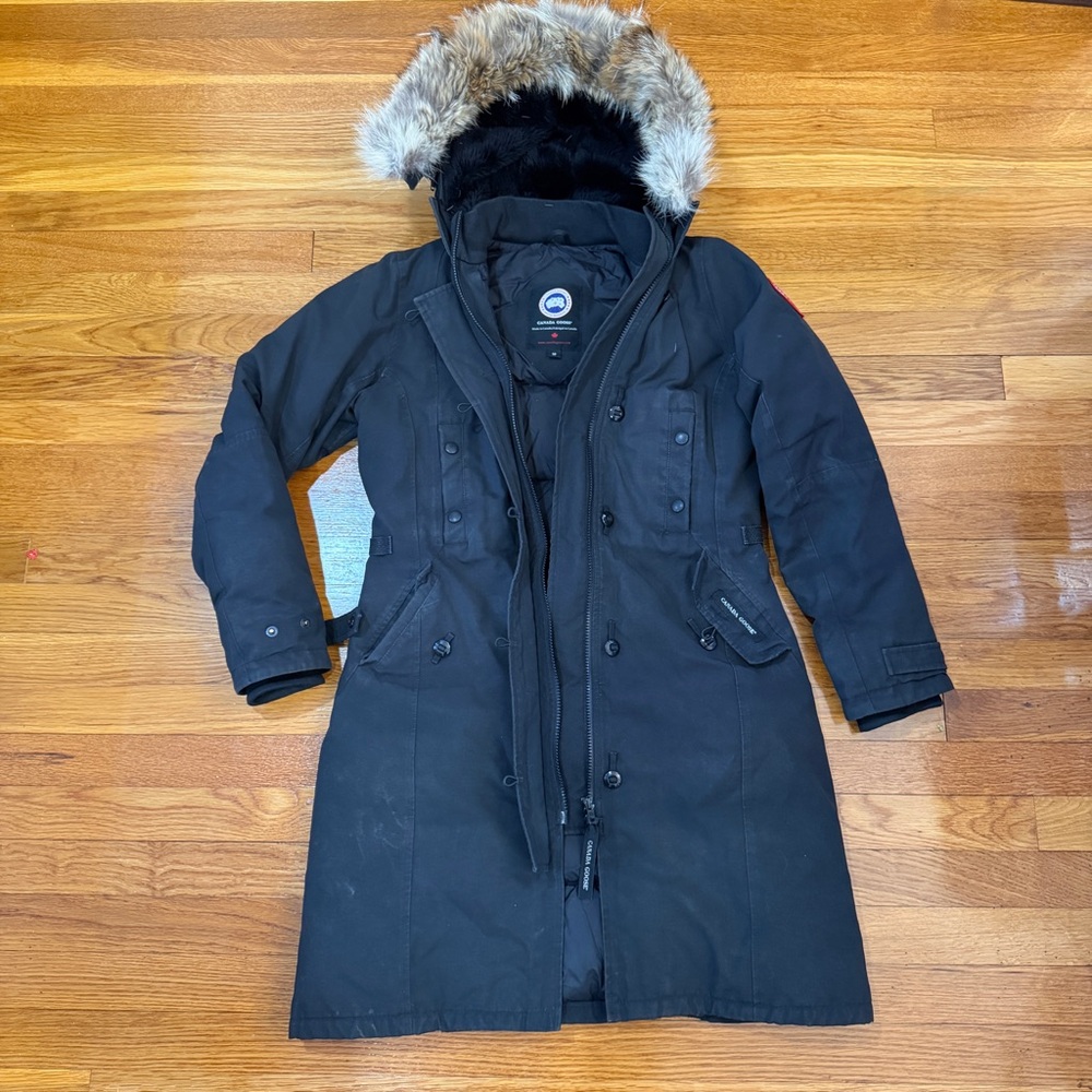 Canada Goose Kensington Parka in Black - Size Small